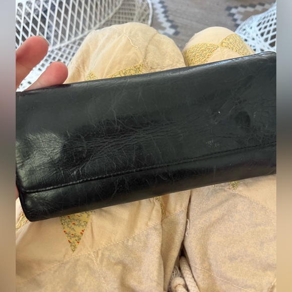 HOBO Handbags - HOBO Vintage Black Leather Women's Wallet Magnetic Closure